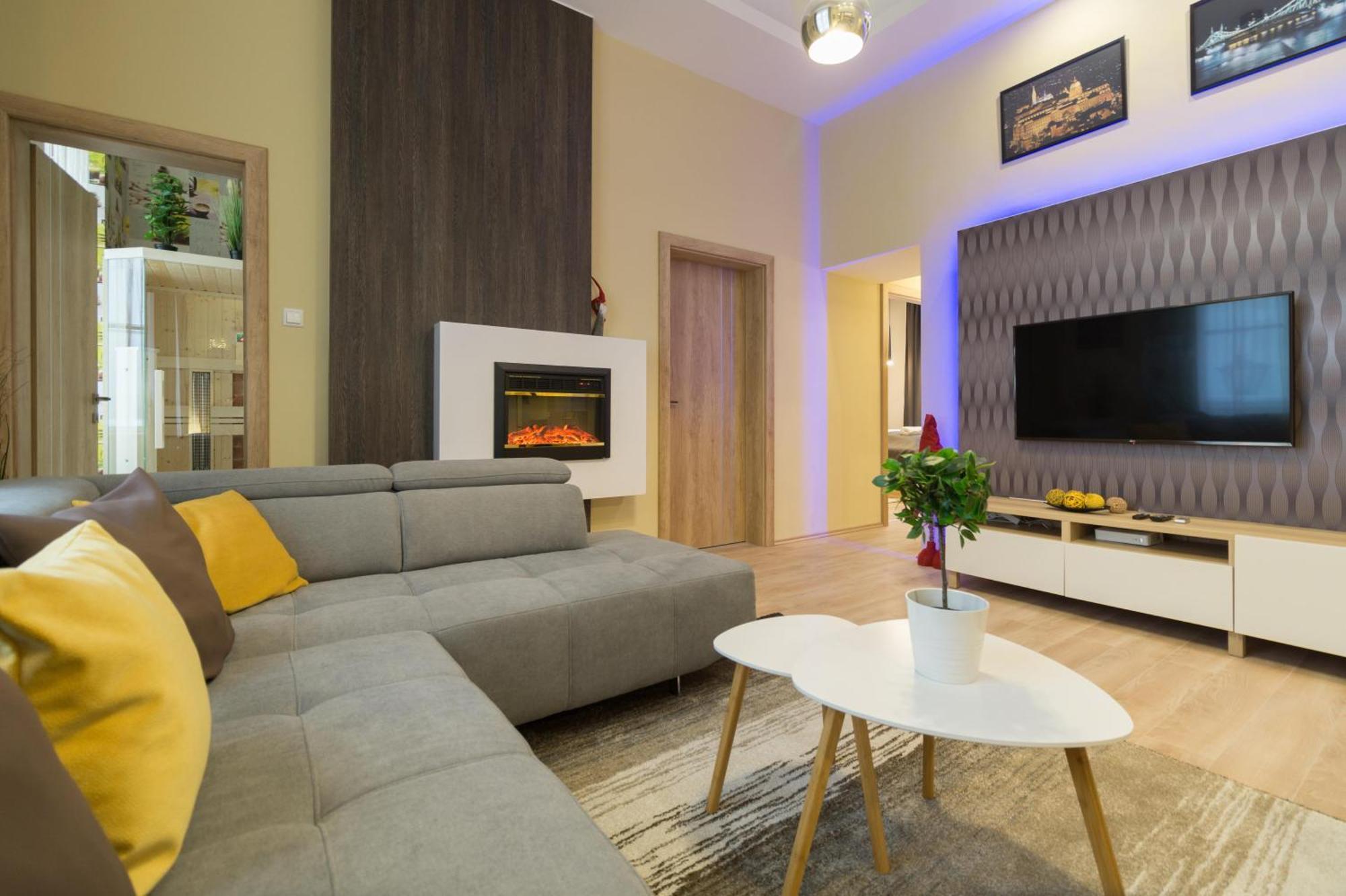 Exlcusive & City Central Located Suite By Prestige Homes Budapest Esterno foto