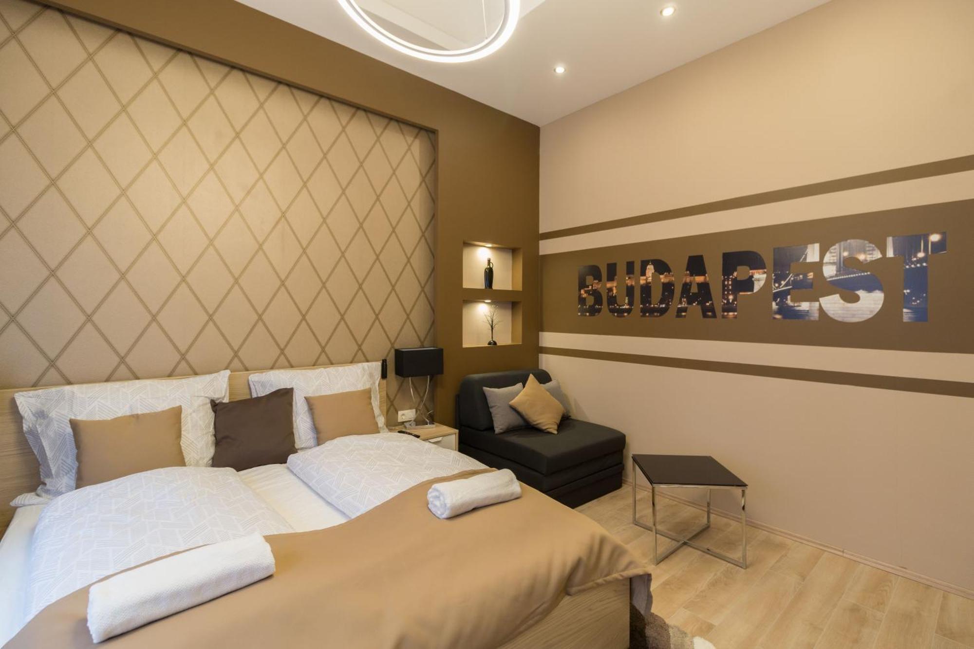 Exlcusive & City Central Located Suite By Prestige Homes Budapest Esterno foto
