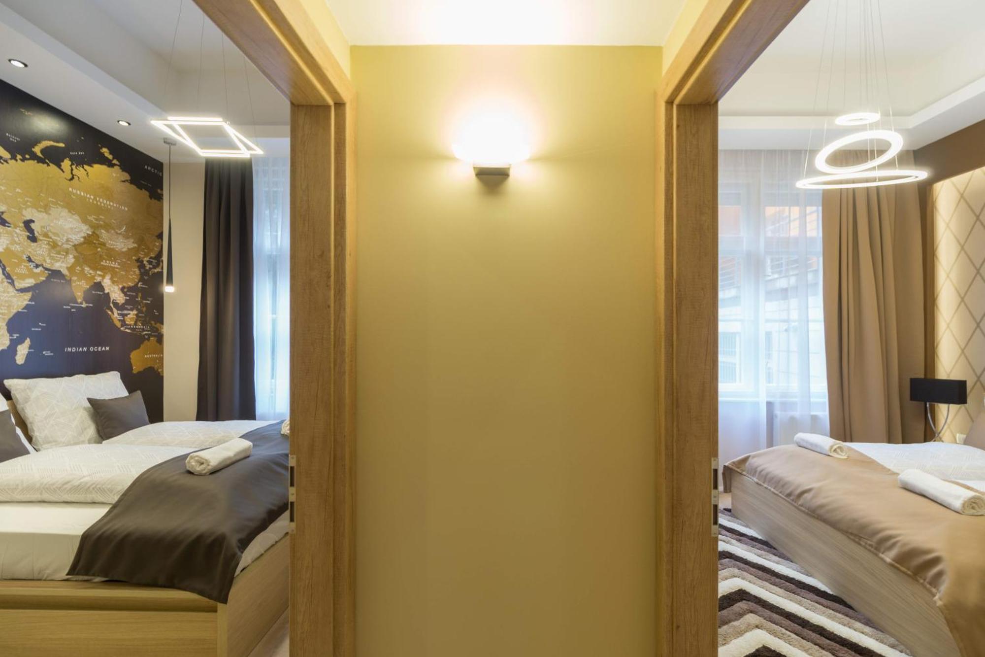 Exlcusive & City Central Located Suite By Prestige Homes Budapest Esterno foto